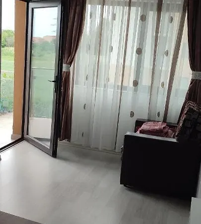 Апартаменти Garsoniera Sorin *